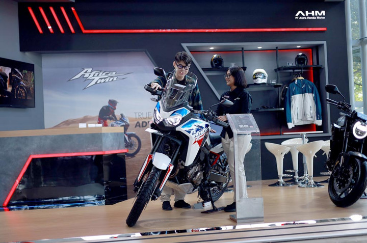 Di GIIAS 2024 Juga Bisa Beli Motor, Banyak Promonya!