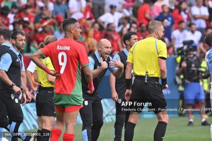 Dihentikan Dua Jam dan Gol Penyeimbang Dianulir, Argentina Takluk dari Maroko 2-1