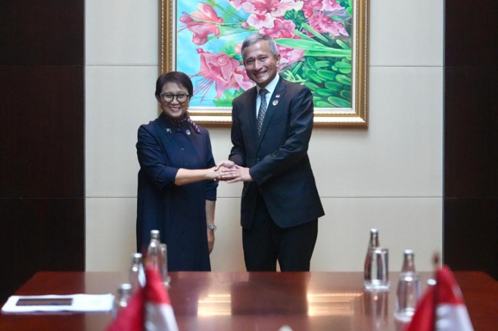 Menlu Retno Kutuk Keras Aksi Israel ke Gaza dalam Bilateral dengan Singapura