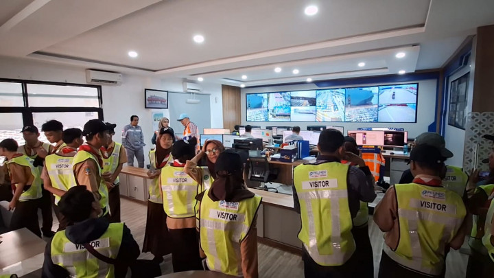 Hari Anak Nasional, Pelajar Diperkenalkan Peran Pelabuhan Melalui Edukasi Jurnalistik