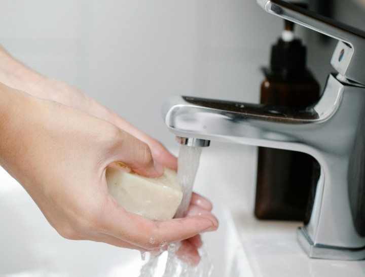 Mengenal Perbedaan Hadas dan Najis dalam Islam