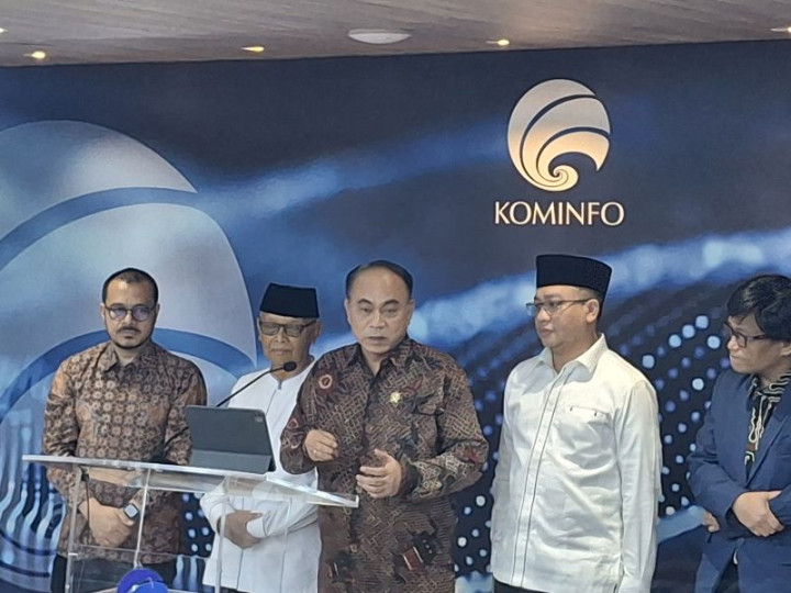 Menkominfo Klaim Selamatkan Kerugian Akibat Judi <i>Online</i> Capai Rp45 T