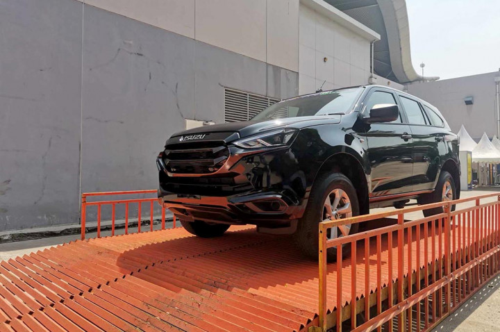 Impresi Isuzu MU-X 2024, Kedepankan Fungsionalitas 'Pekerja Keras'
