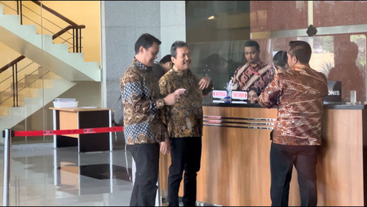 Menteri KP Sakti Wahtu Trenggono Hadiri Pemeriksaan KPK