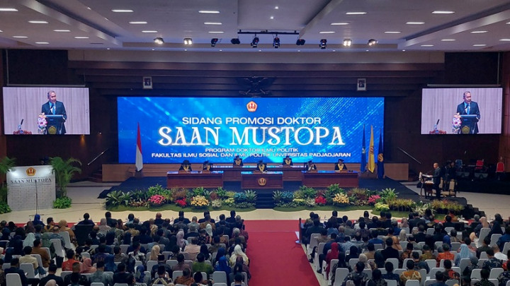 Ketua DPW NasDem Jabar Saan Mustopa Raih Gelar Doktor di Unpad