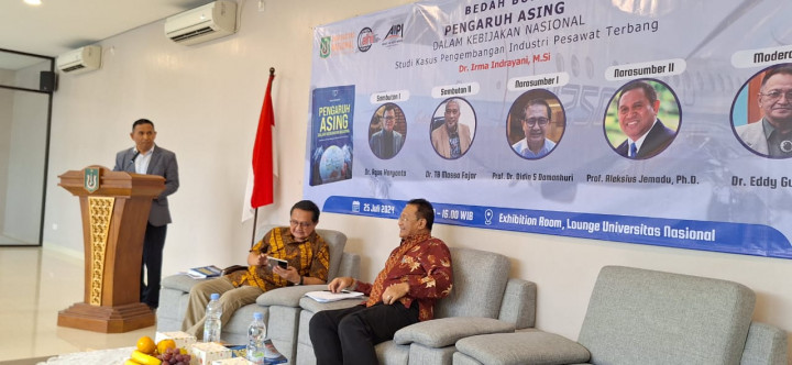 FISIP UNAS Gelar Bedah Buku Karya Irma Indrayani