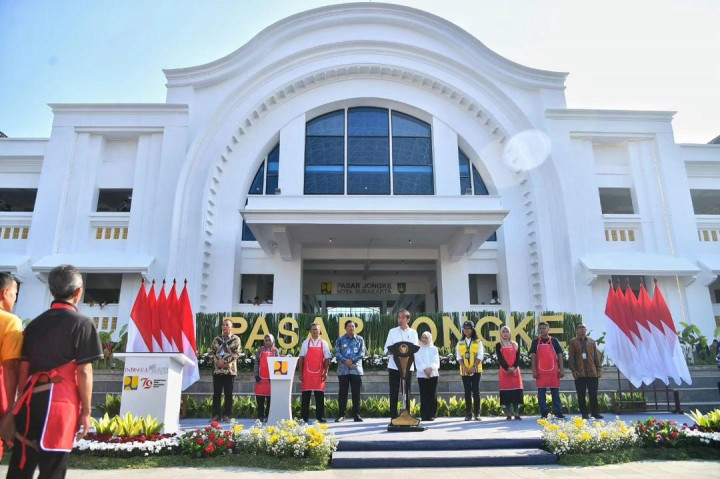 Jokowi Resmikan Pasar Jongke Solo