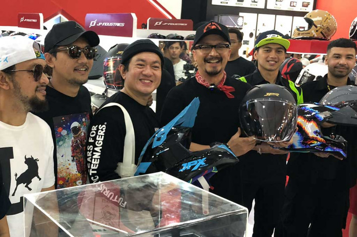 Boyong Seleb Bikers, JPX Helmet Punya 3 Helm Baru di GIIAS 2024