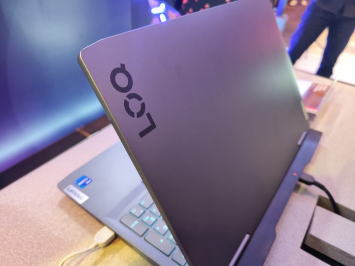 Kolaborasi Lenovo dan Minecraft, Hadirkan Merchandise dan Penawaran Spesial