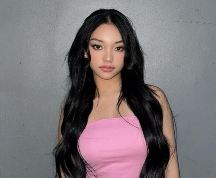 Sikap Naura Ayu saat Jatuh di Catwalk Tuai Pujian