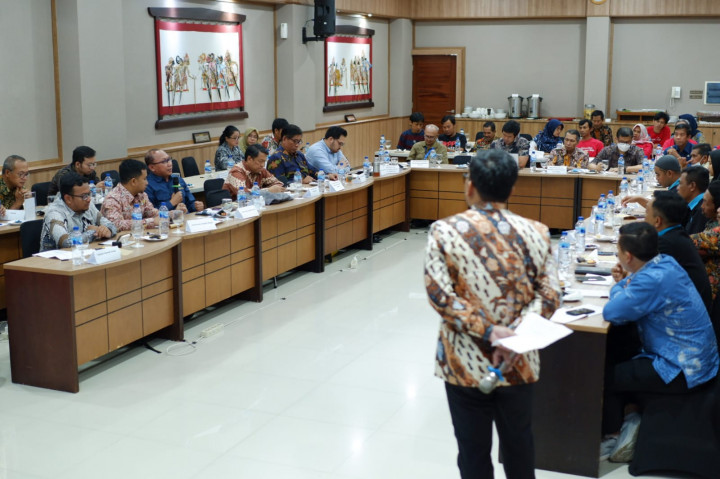 Produktivitas Peternak Sapi Perah Rakyat Digenjot Lewat Program Kemitraan