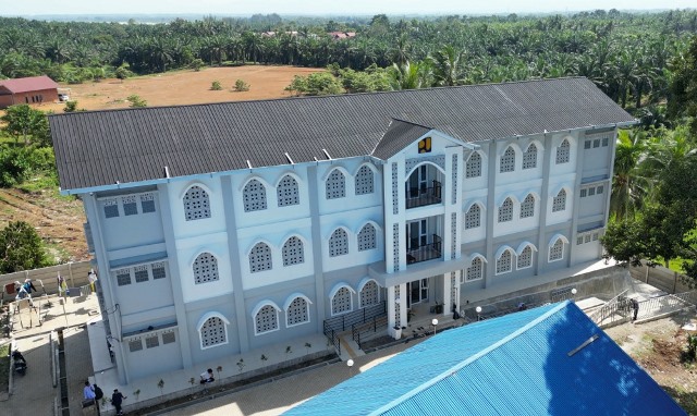 Santri di Bengkulu Kini Bisa Tinggal di Rusun 3 Lantai