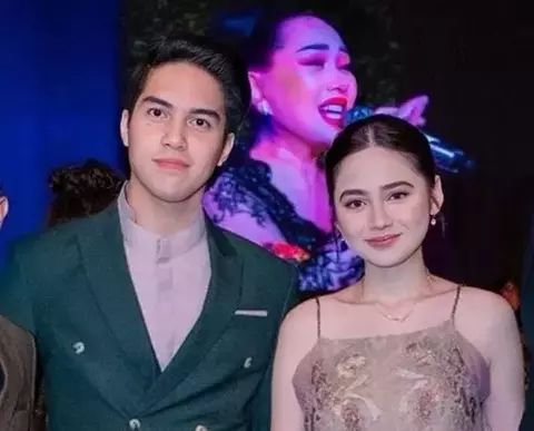 So Sweet! Dipacari El Rumi, Syifa Hadju: Pria Ini Tiba-Tiba Membuatku Jatuh Cinta