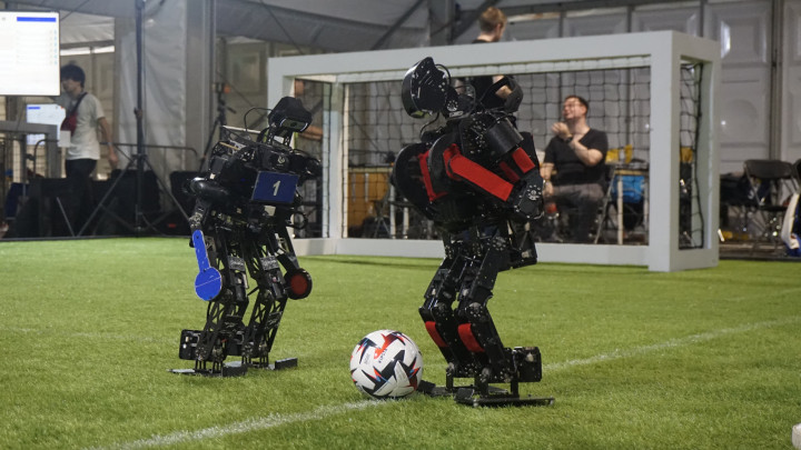 Top! Tim Ichiro ITS Juara 1 Kompetisi RoboCup 2024 di Belanda