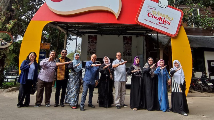 Ilham Habibie Sanjung Keberhasilan Produk UMKM Ina Cookies