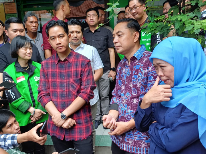 Gibran Tinjau Uji Coba Makan Bergizi Gratis di Surabaya