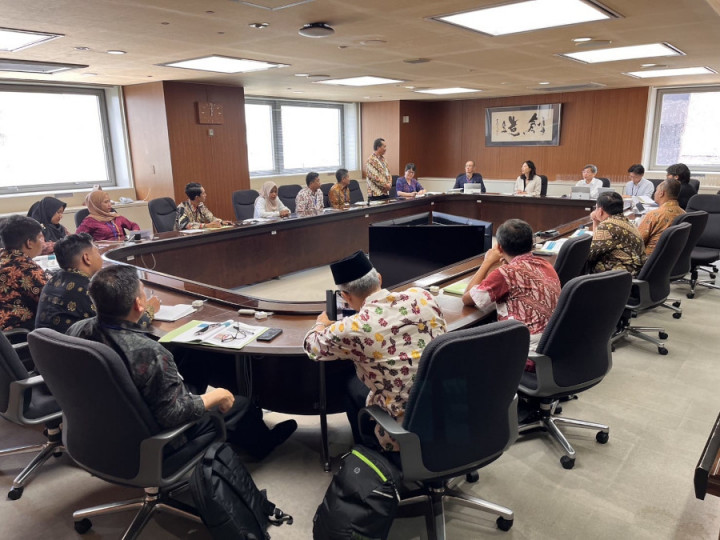 Kepala BSKDN Tekankan Pentingnya Review Program untuk Evaluasi Kebijakan di Daerah