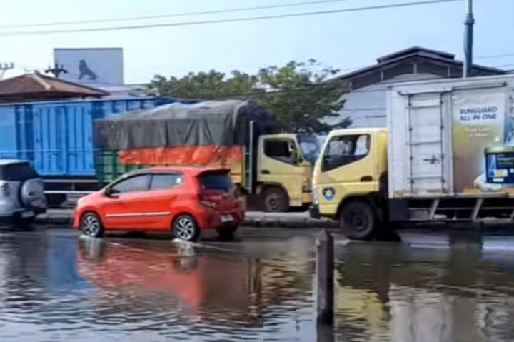 Banjir Rob Kembali Rendam Daerah di Pantura Jawa Tengah