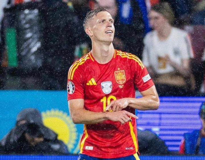 Dulu Dibuang Barca, Dani Olmo Kembali ke Camp Nou dengan Transfer Fantastis