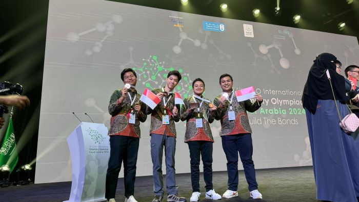 IChO ke-56, Pelajar Indonesia Raih Medali di Olimpiade Kimia Internasional