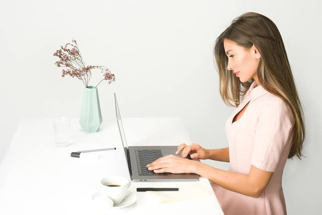 Merasa Cemas karena Pindah Tempat Kerja? Begini 5 Menenangkan Diri