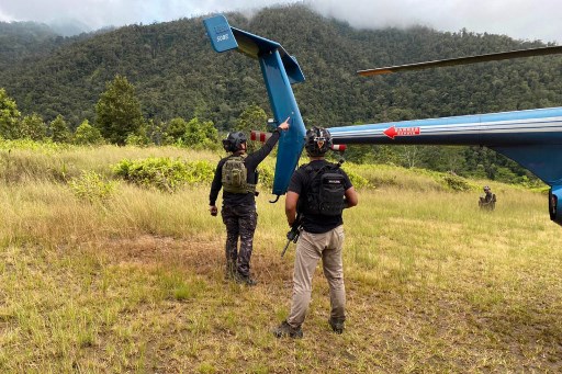 Foto Terpopuler: Penyelidikan Pembunuhan Pilot Selandia Baru hingga Barang Bukti Korupsi Timah