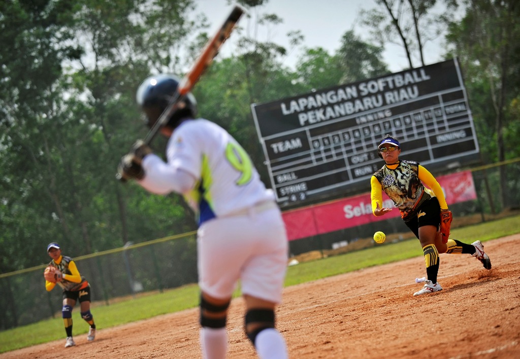 Softball (FOTO ANTARA/Yudhi Mahatma)