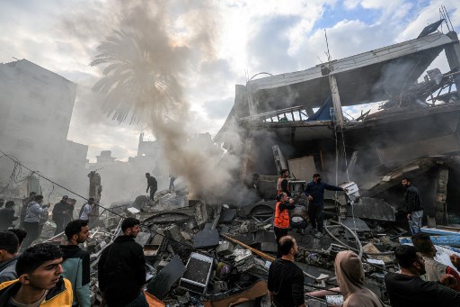 Ancaman Perluasan Perang Timur Tengah, Israel Tetap Bombardir Gaza