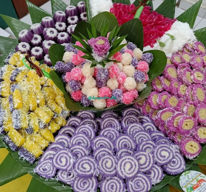 Macam-Macam Kue Hantaran Lamaran Adat Jawa dan Maknanya