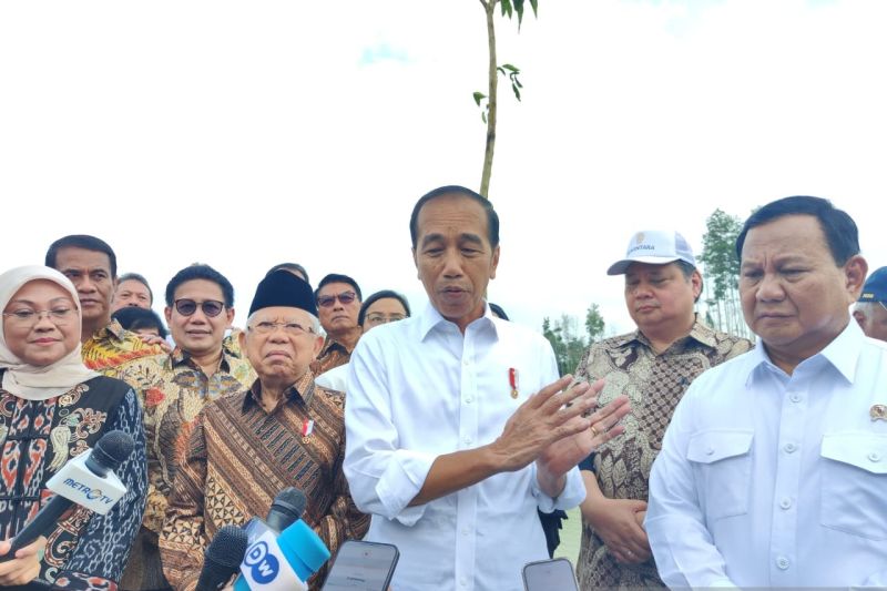 Jokowi Tinjau Embung IKN, Ajak Wapres, Prabowo, dan Para Menteri