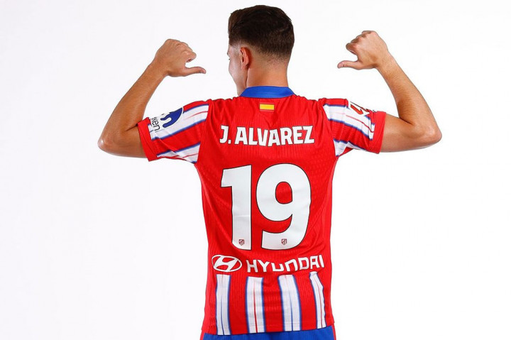 Atletico Madrid Datangkan Julian Alvarez dari Man City