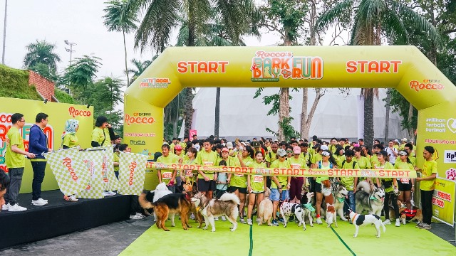 Rocco Dog Indonesia pecahkan rekor MURI dalam Rocco’s Bark Day Fun Run 2024. (Foto: Dok. Istimewa)