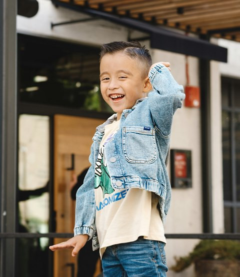 Jangan Asal Percaya! Yuk 'Bongkar' 5 Mitos Seputar Sunat Anak Laki-laki