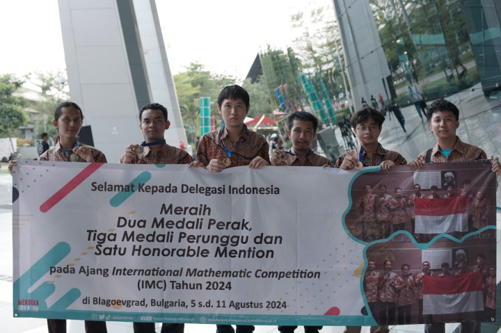 Mahasiswa Indonesia Sabet Medali di Kompetisi Matematika Internasional di Bulgaria