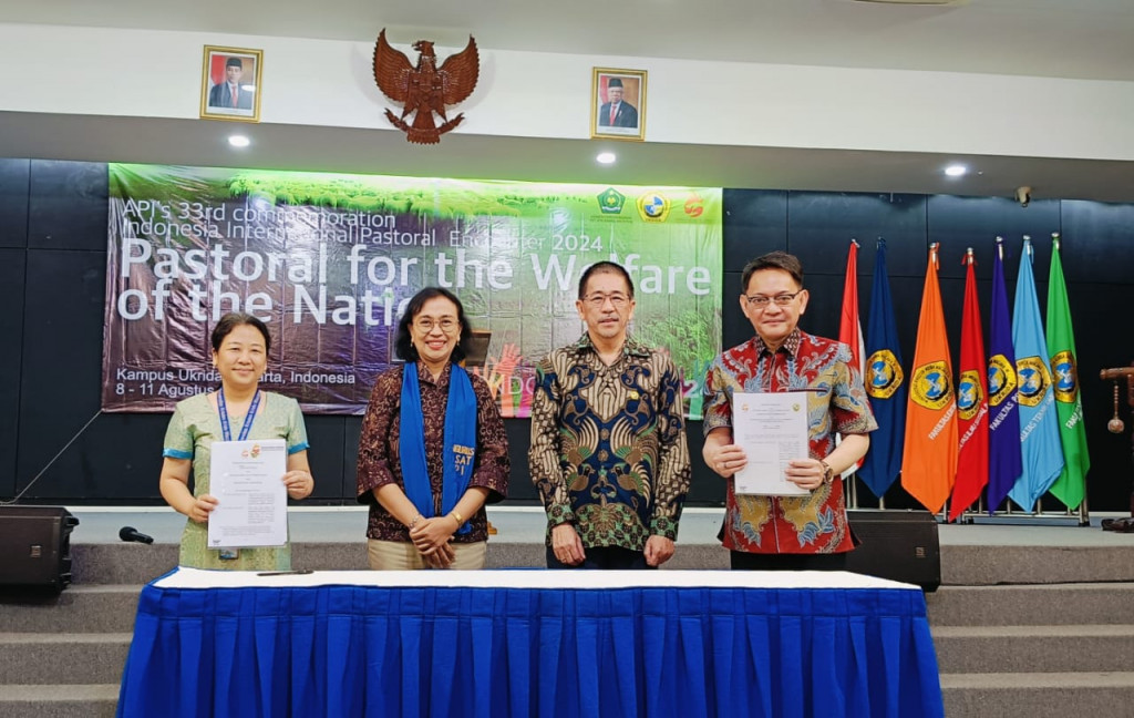 Penandatanganan MoU antara Ukrida dan API. Foto: Ukrida
