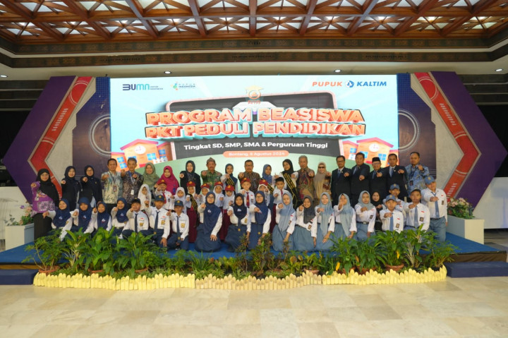 Pupuk Kaltim Salurkan Beasiswa Rp3,8 Miliar Demi Ciptakan Pendidikan Berkualitas