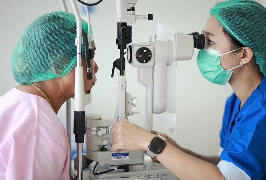 Layanan pemeriksaan mata di  JEC Eye Hospitals & Clinics. (Foto: Dok. Istimewa)