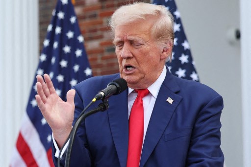 Tak Tahu Malu, Trump Merasa Berhak Serang Pribadi Kamala Harris