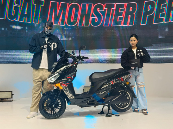 Darbotz Jadikan Polytron Fox-R Sebagai 'Canvas' Kreasi