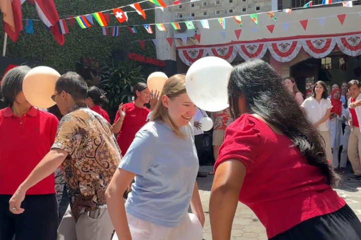 Ketika Warga Asing Ikut Lomba 17-an