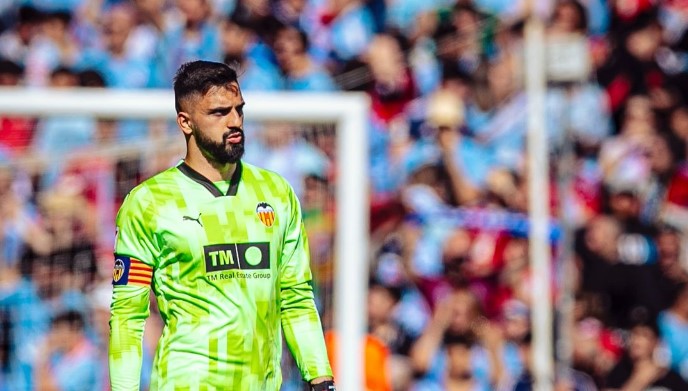 Kabar Buruk untuk Liverpool, Valencia Tidak Jadi Lepas Mamardashvili