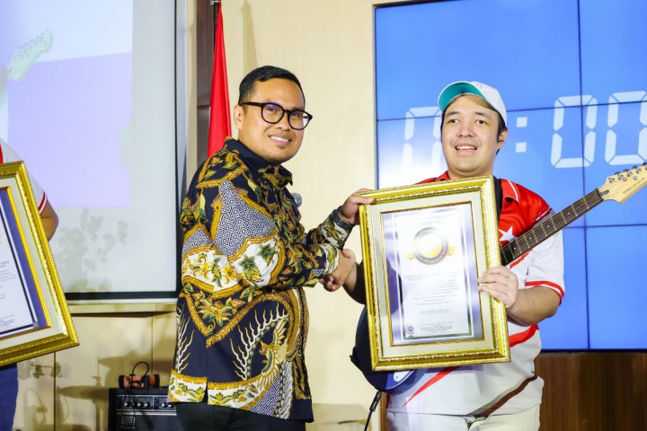 Cetak Sejarah! Band Anak Berkebutuhan Khusus I'M Star Pecahkan Rekor Dunia dan Muri di Semarak HUT ke-79 RI
