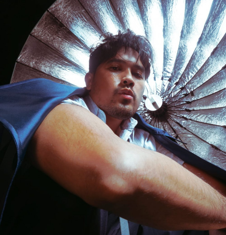 Adrian Khalif Hadirkan Dua Single Sekaligus Jelang Album Kedua