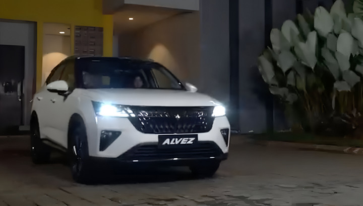 Ini Alasan Parkir Mobil Sebaiknya Kondisi Ban Lurus