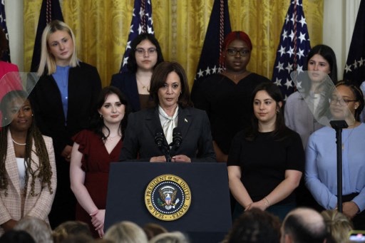 Melesat, Kamala Harris Memimpin dalam Survei Melawan Trump