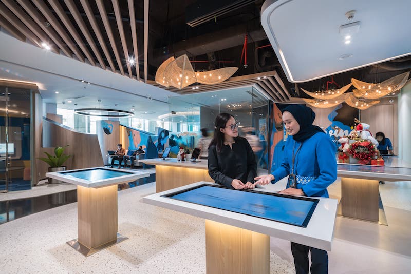 Hingga Juni 2024, pengguna aplikasi Livin' by Mandiri menembus angka 26 juta pengguna, naik 35 persen secara YoY (Foto:Dok.Bank Mandiri)