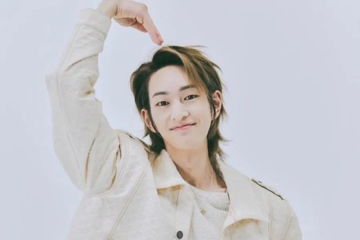 Onew SHINee Ungkap Alasan Hengkang dari SM Entertainment