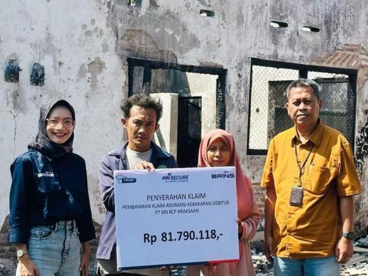 BRI Insurance Bayarkan Klaim Nasabah Korban Kebakaran di Probolinggo