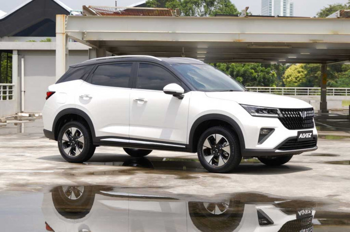 Mau Beli SUV Kompak Fitur Mewah dengan Dana Rp300 Juta? Coba Jajal Alvez