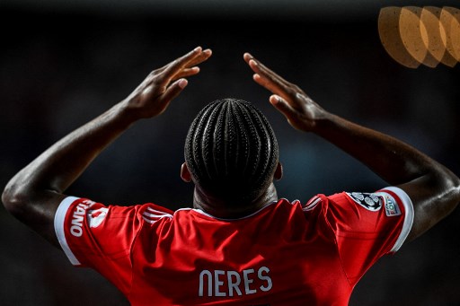 Napoli Datangkan David Neres dari Benfica